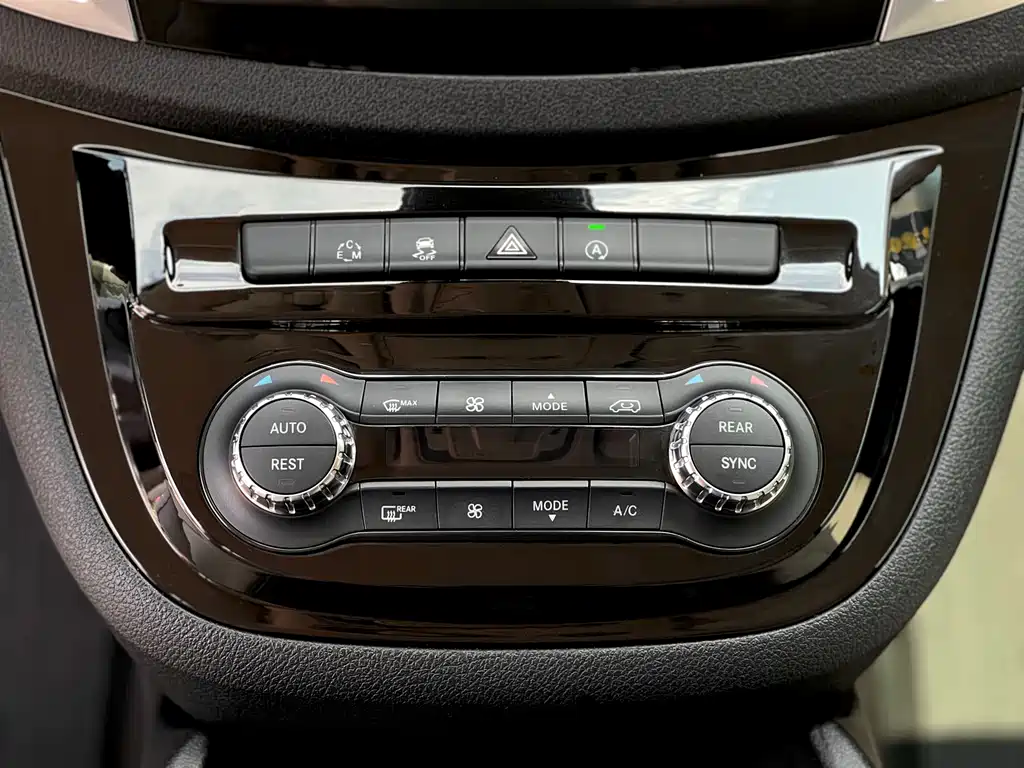 Mercedes-Benz Vito 2016 — фото 11
