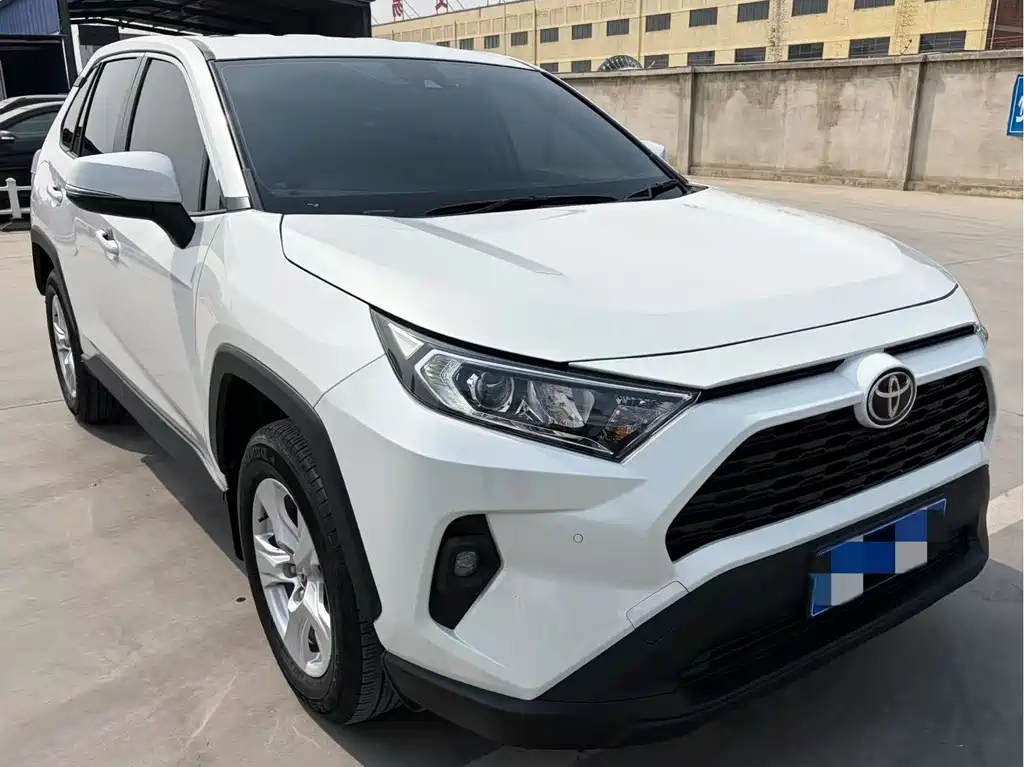 Toyota RAV4 2024