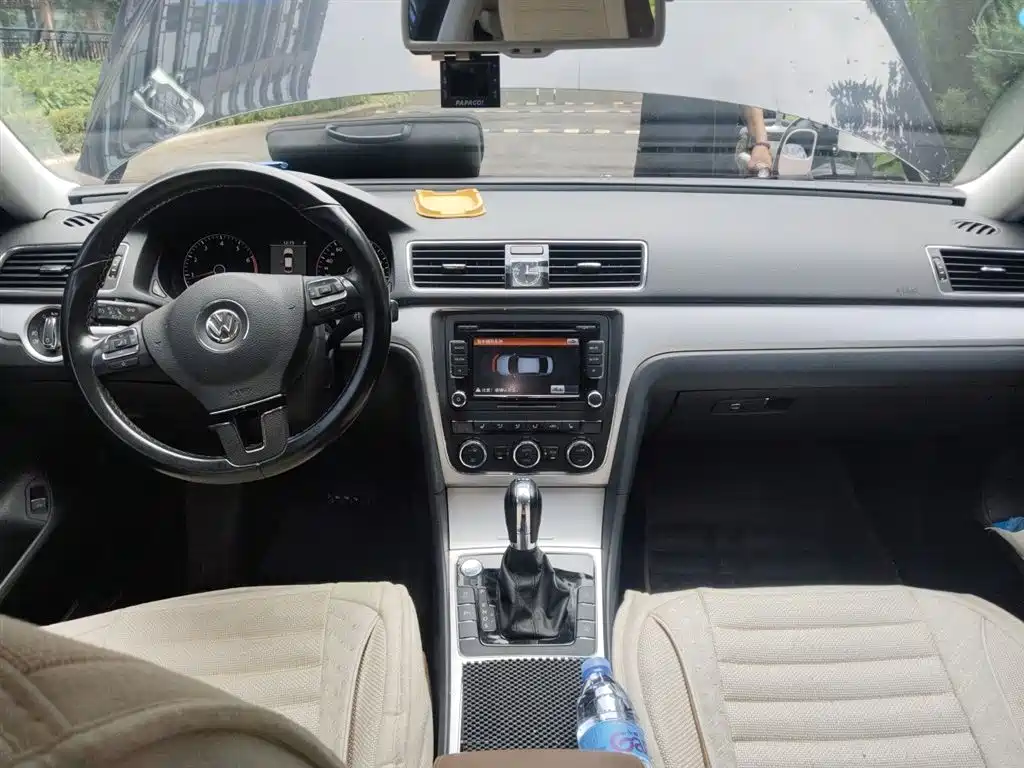 Volkswagen Passat 2015 — фото 5