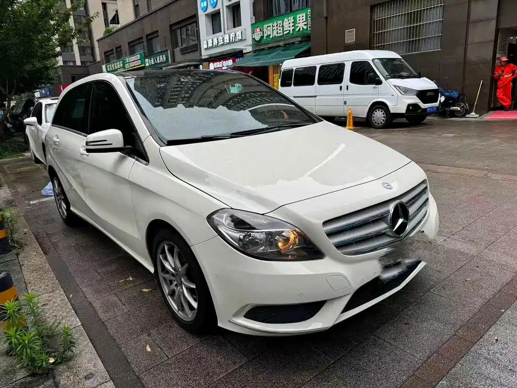 Mercedes-Benz B-Class 2014