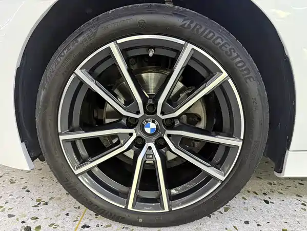 BMW 3 Series 2023