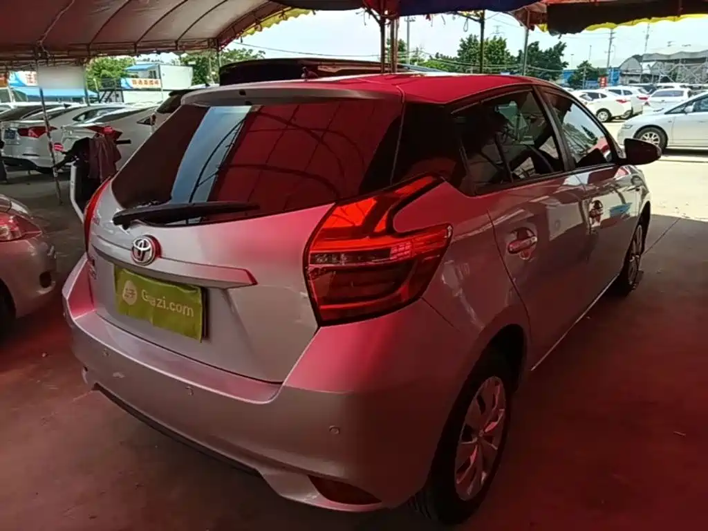 Toyota Yaris L 2016