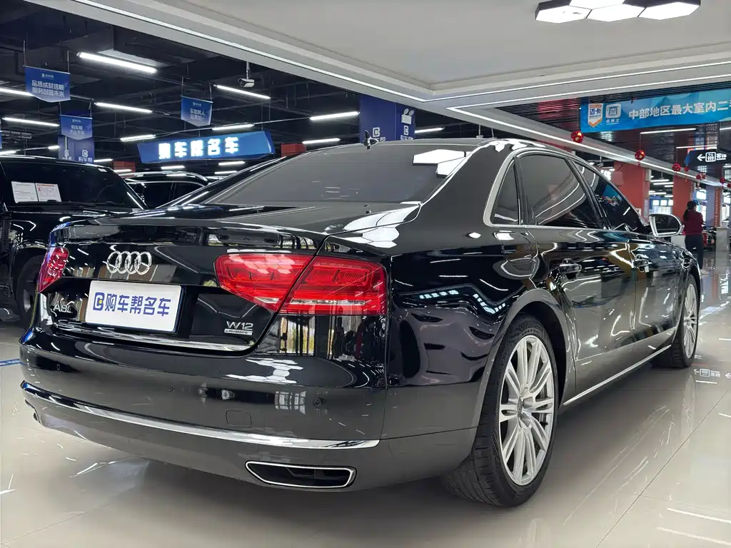 Audi A8 2015 — фото 17