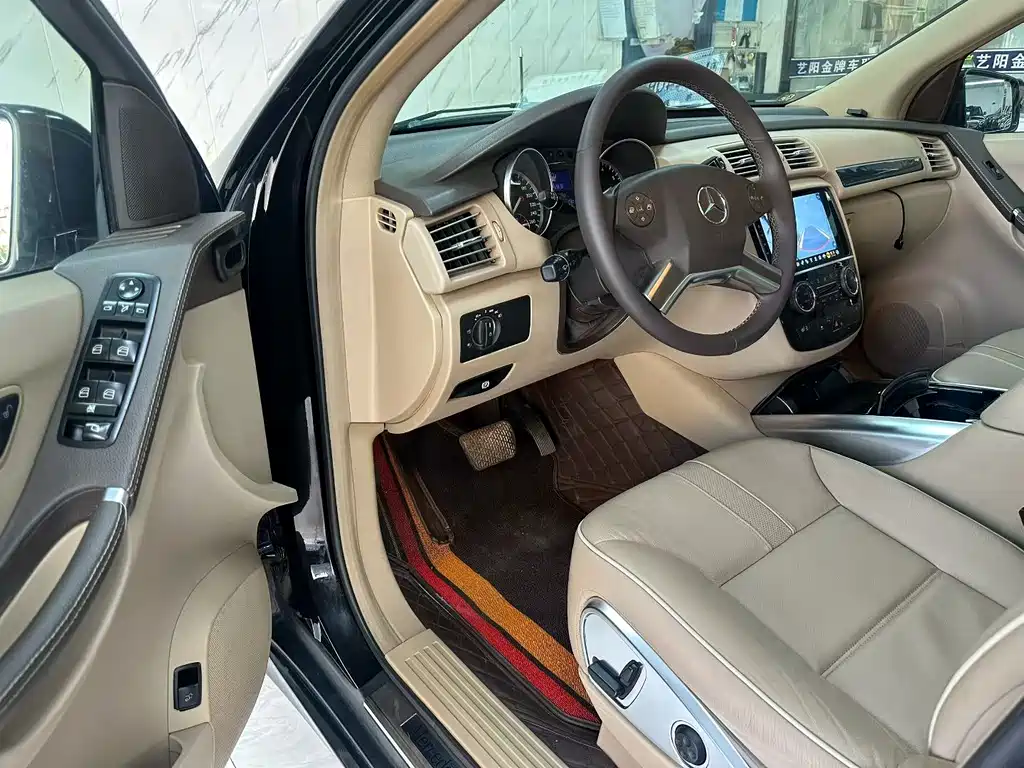 Mercedes-Benz R-Class 2015 — фото 4