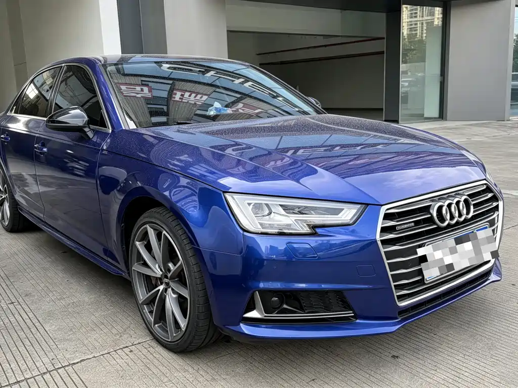 Audi A4L 2017 — фото 3