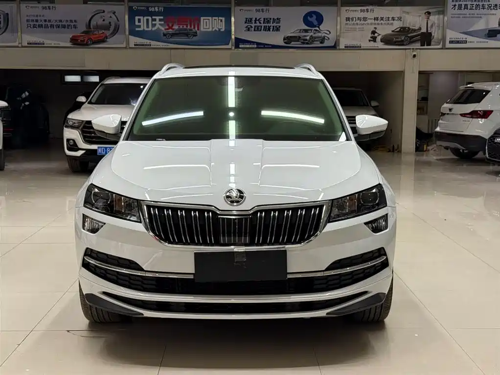 Skoda Karoq 2023 — фото 2