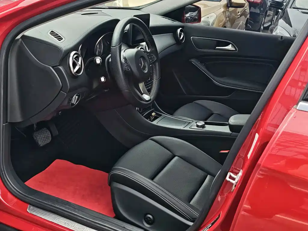 Mercedes-Benz GLA 2017 — фото 10