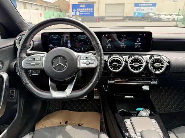 Mercedes-Benz CLA 2021