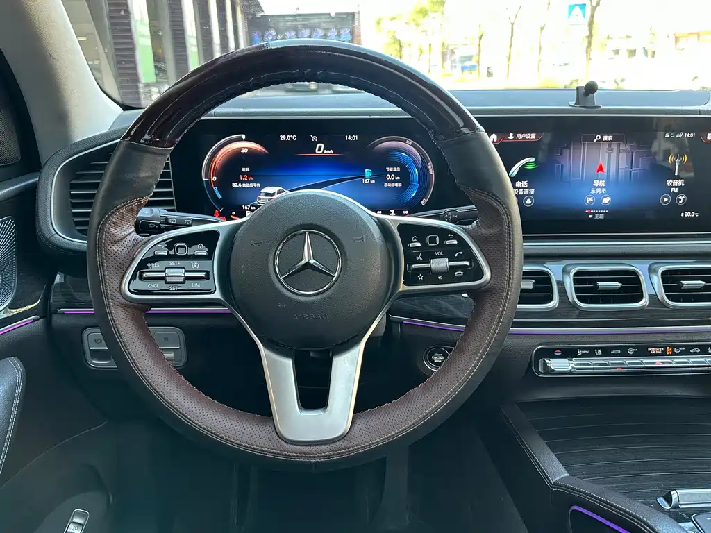 Mercedes-Benz GLE 2019 — фото 16