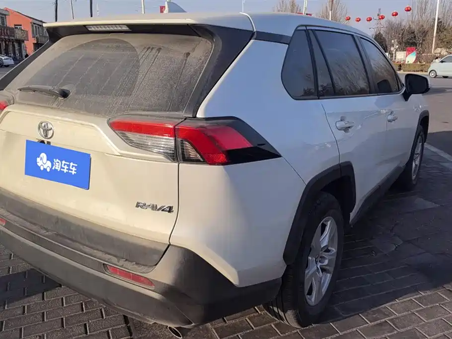 Toyota RAV4 2023