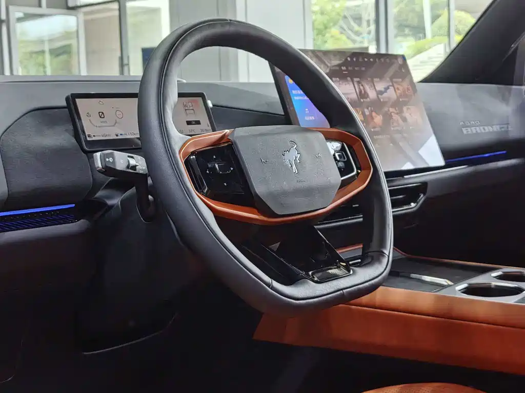 Ford Smart Horse 2025 — фото 18