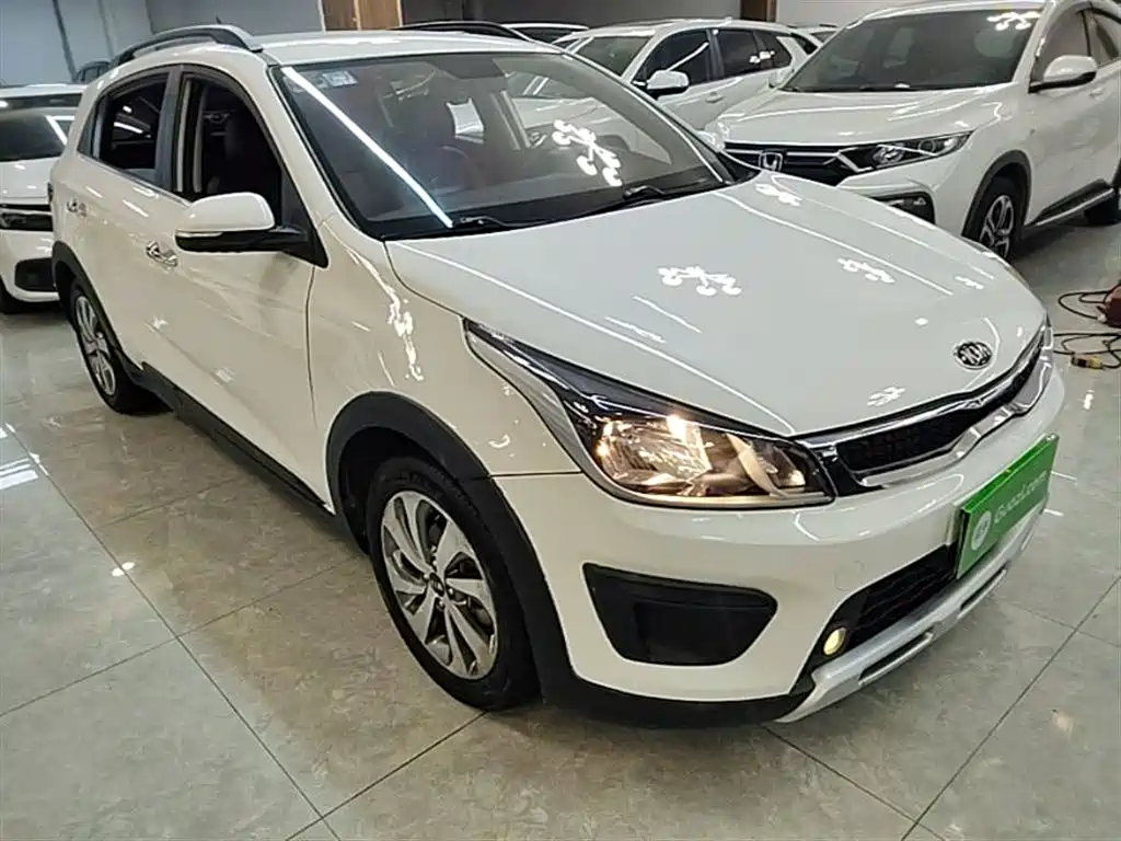 Kia KX Cross 2019 — фото 22