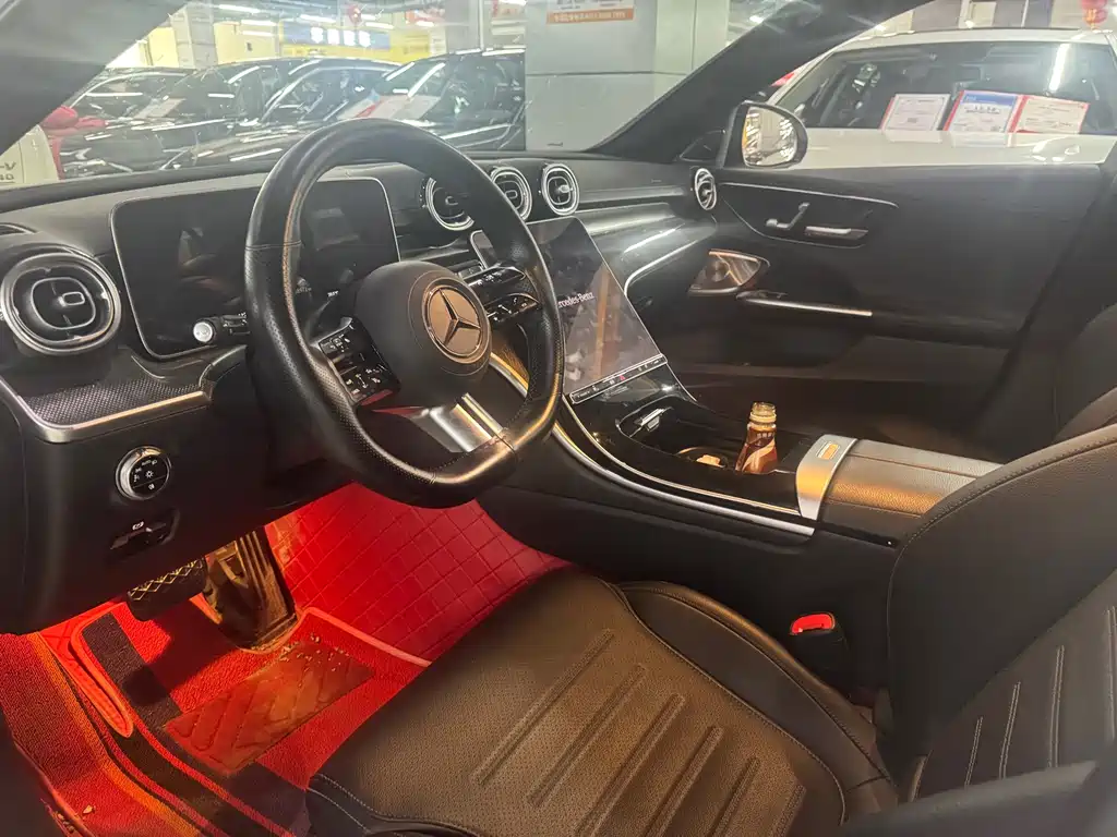 Mercedes-Benz C-Class 2023