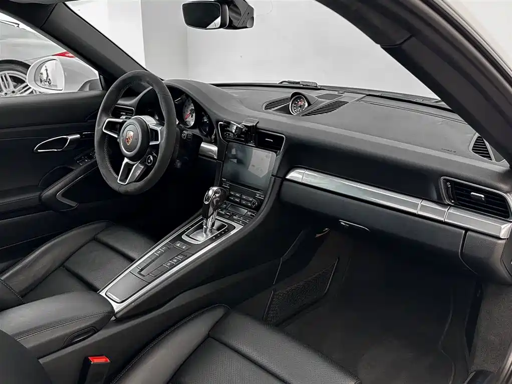 Porsche 911 2017 — фото 12