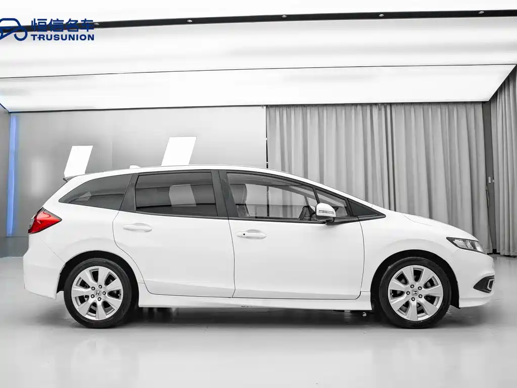 Honda Jade 2015 — фото 7
