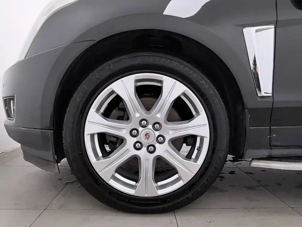 Cadillac SRX 2014 — фото 17