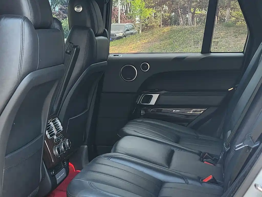 Land Rover Range Rover 2019 — фото 12