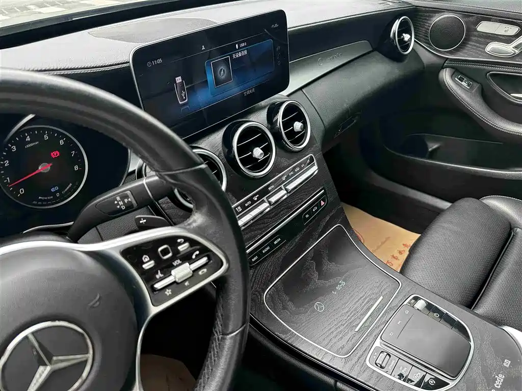 Mercedes-Benz C-Class 2019 — фото 14