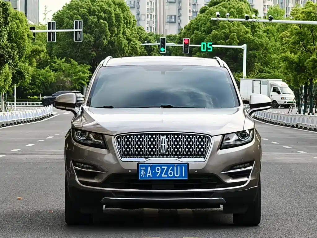 Lincoln MKC 2019 — фото 2