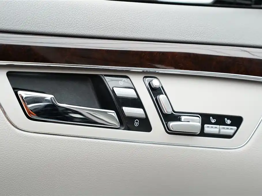 Mercedes-Benz S-Class 2012 — фото 14
