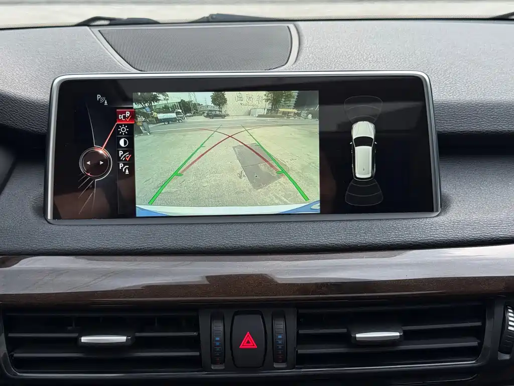 BMW X5 2015 — фото 12