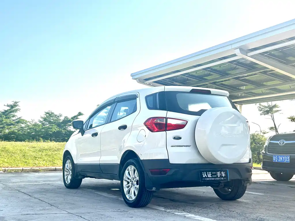 Ford Ecosport 2016 — фото 8
