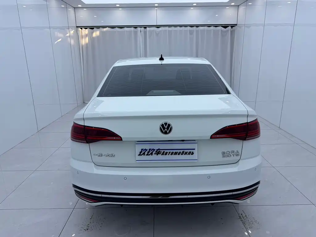 Volkswagen Bora 2023