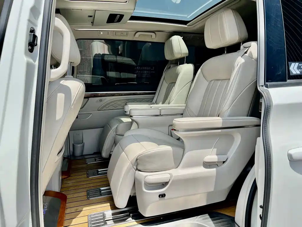 GAC Motor Trumpchi M8 2020 — фото 6