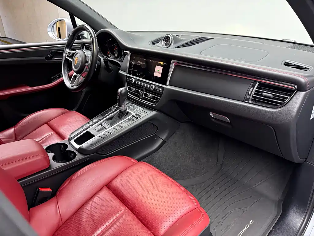 Porsche Macan 2019 — фото 3