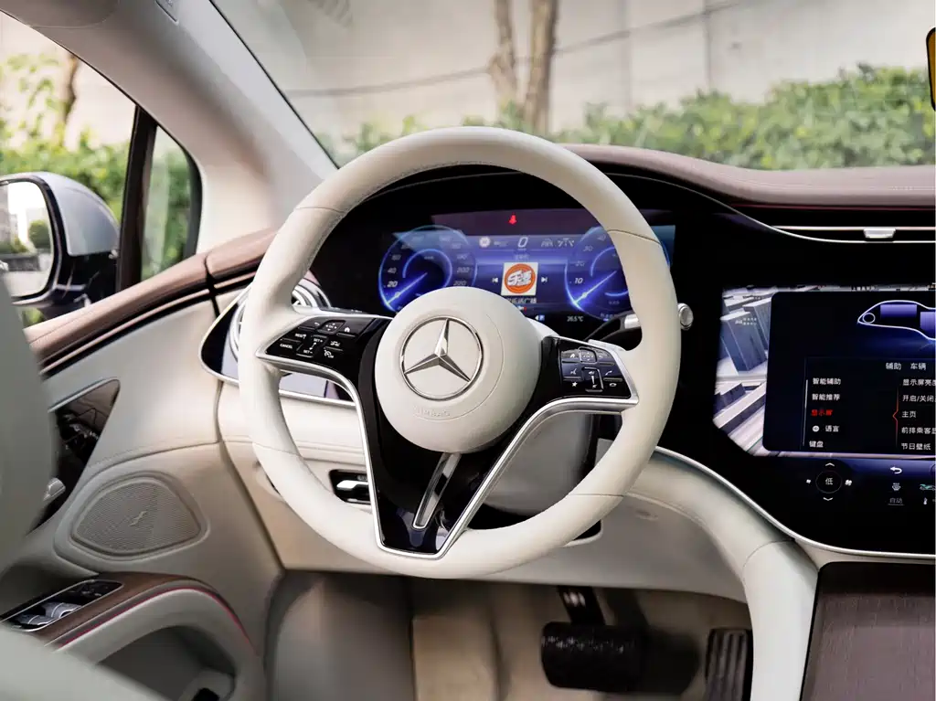 Mercedes-Benz EQS 2023 — фото 10