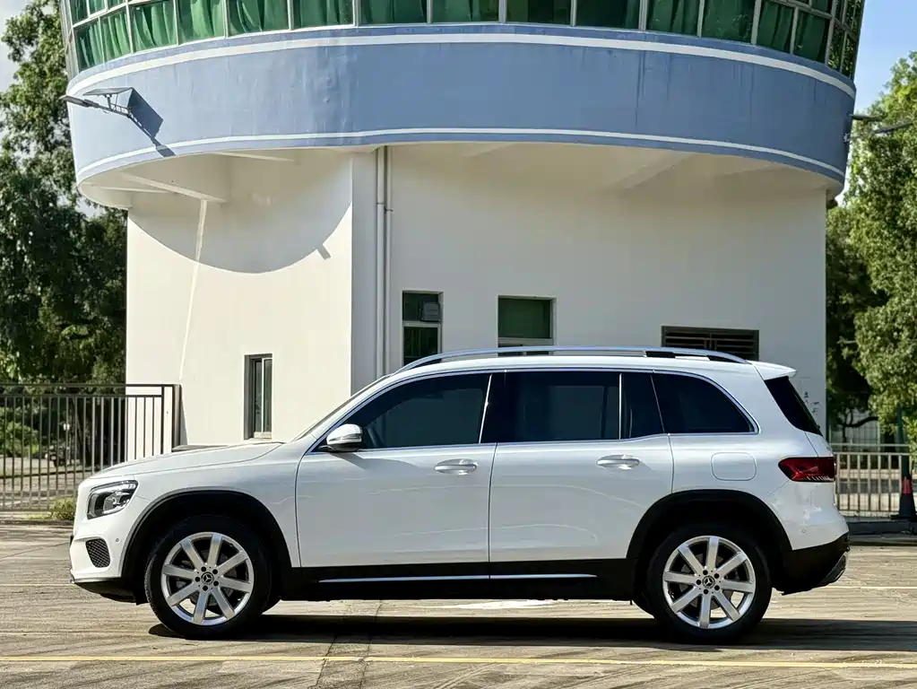 Mercedes-Benz GLB 2020