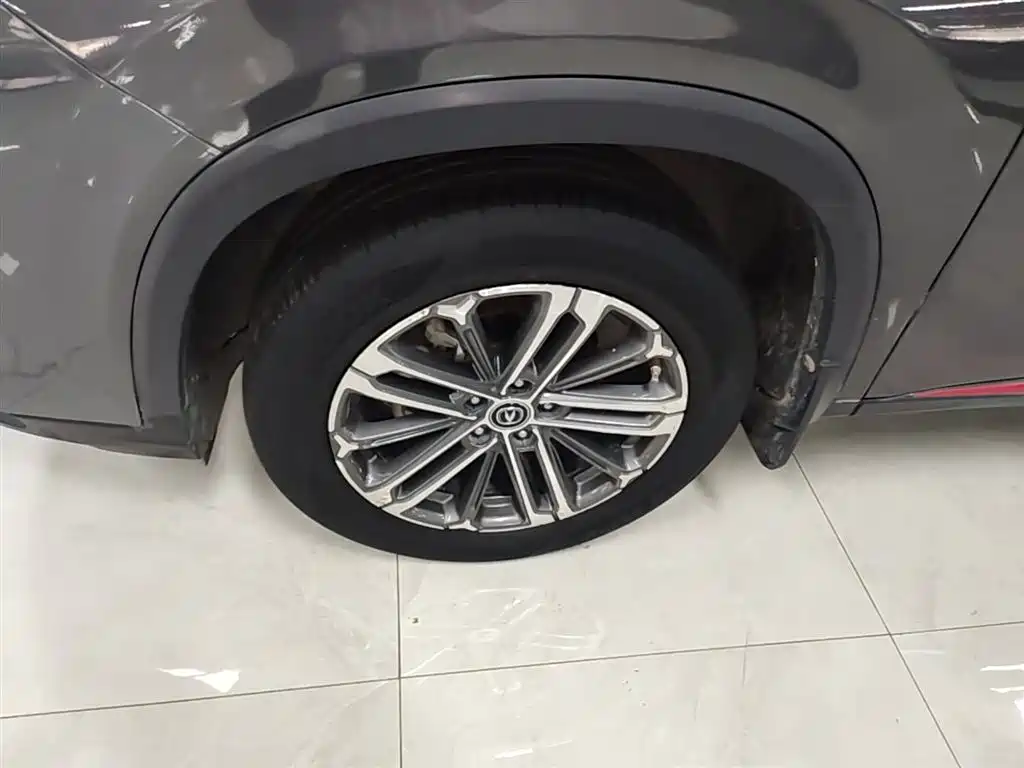 Changan CS75 PLUS 2021 — фото 23