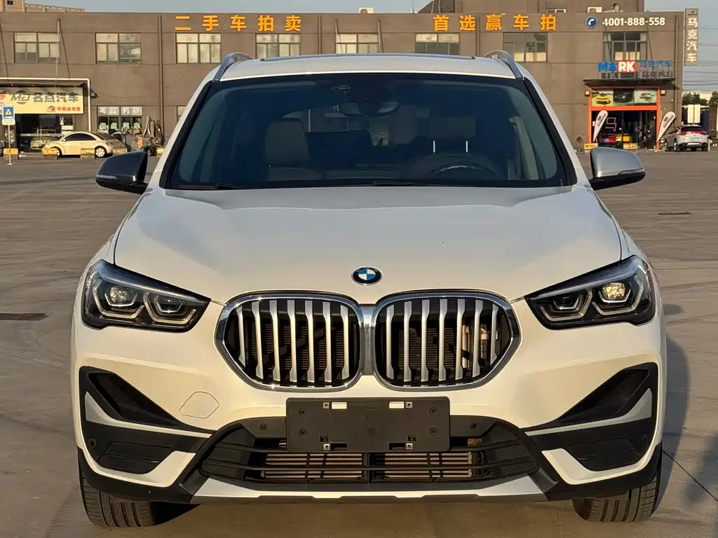 BMW X1 2021 — фото 2