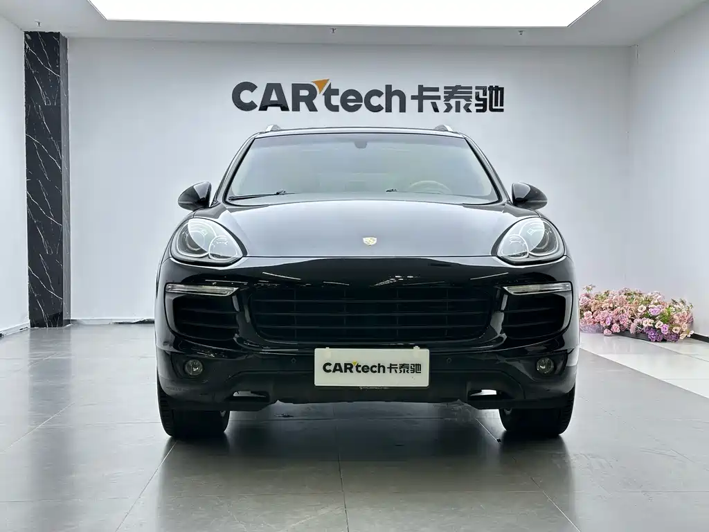 Porsche Cayenne 2017 — фото 2