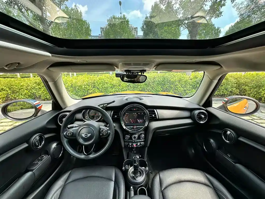 MINI Mini 2018