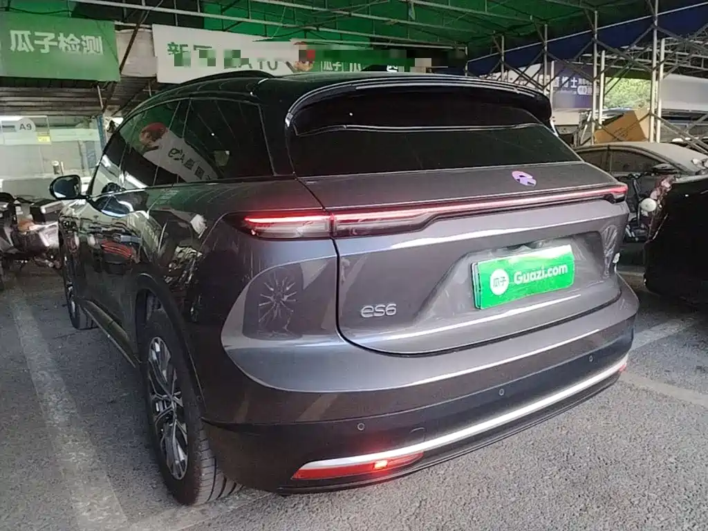 NIO ES6 2025