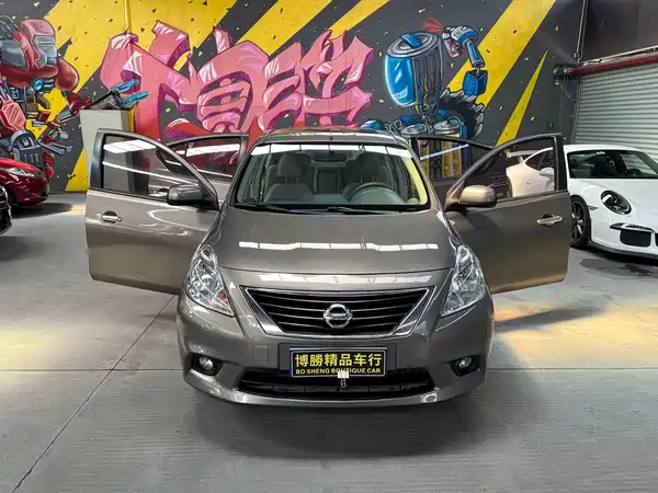 Nissan Sunny 2011