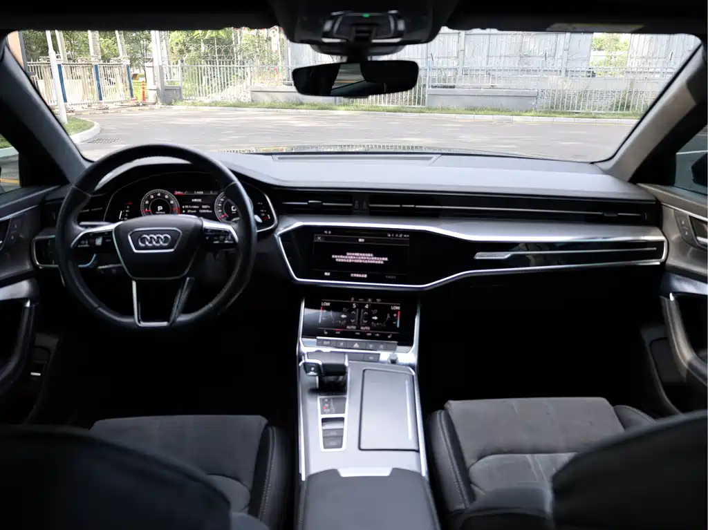 Audi A6L 2021 — фото 14