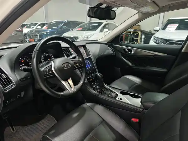 Infiniti Q50L 2018