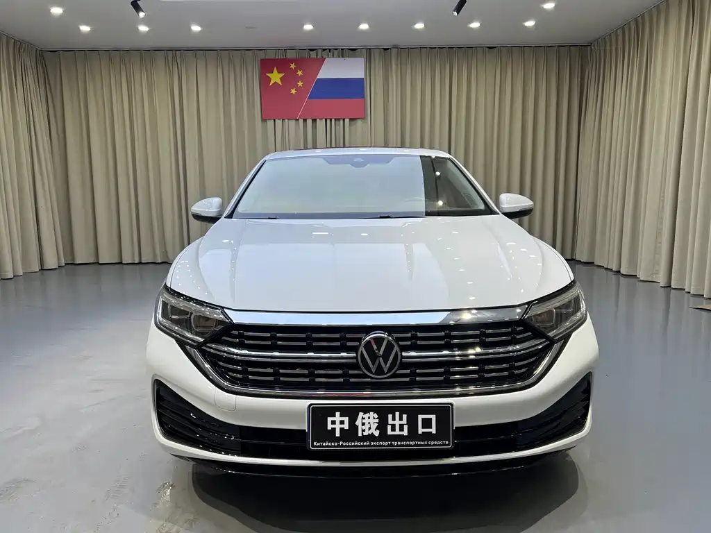 Volkswagen Sagitar 2022