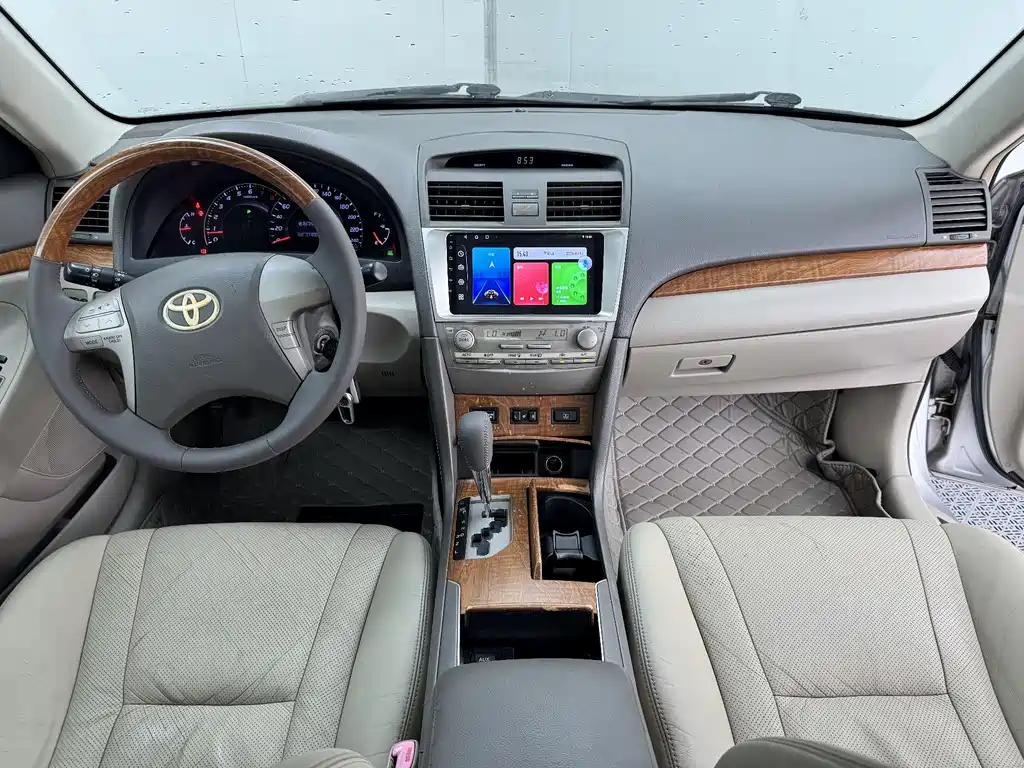 Toyota Camry 2009 — фото 11