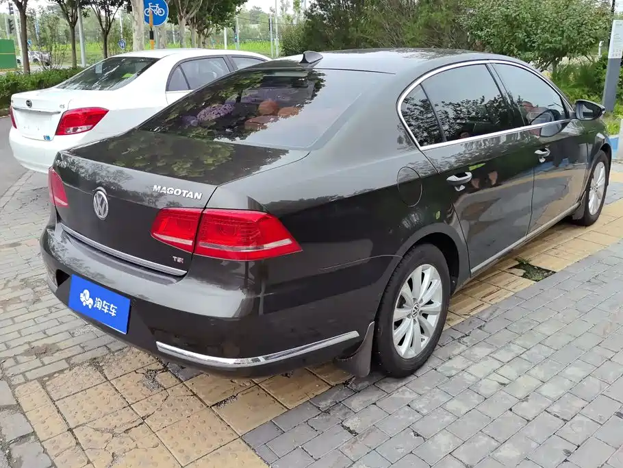 Volkswagen Magotan 2015