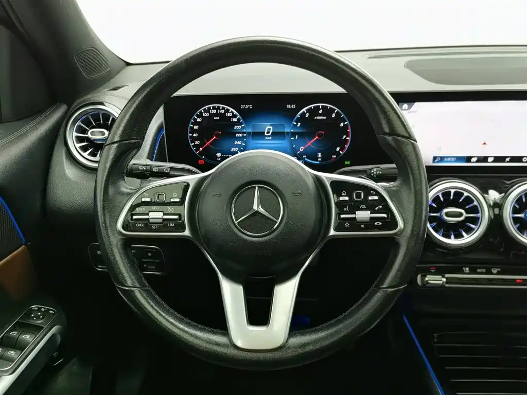 Mercedes-Benz GLB 2020 — фото 11