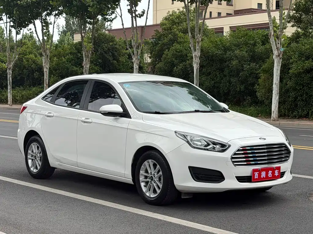 Ford Escort 2019