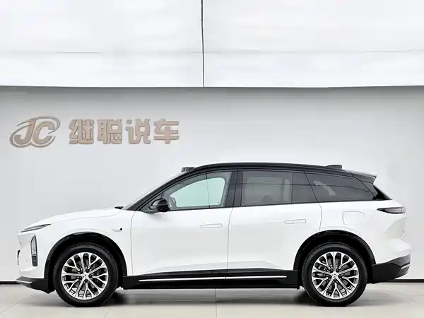 NIO ES6 2025