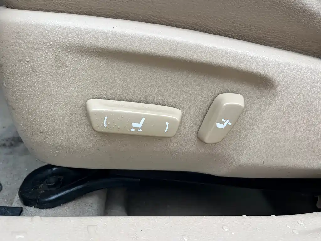 Toyota Camry 2013 — фото 14