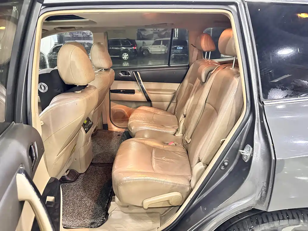 Toyota Highlander 2010