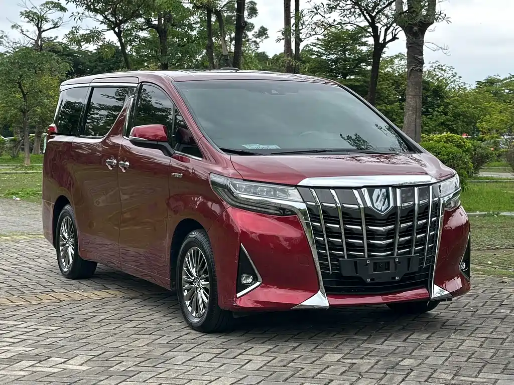 Toyota Alphard 2020 — фото 1