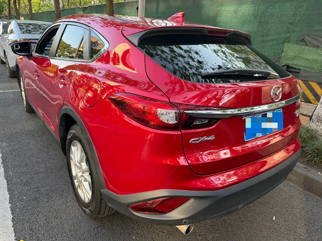 Mazda CX-4 2018 — фото 5