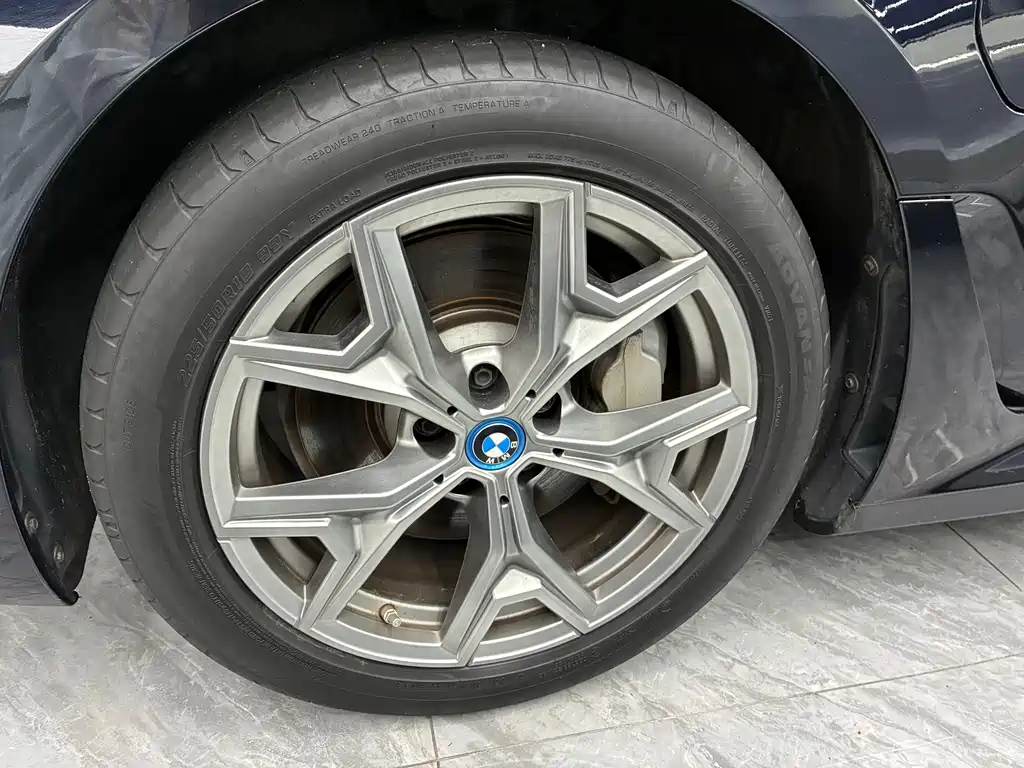BMW i3 2023 — фото 20